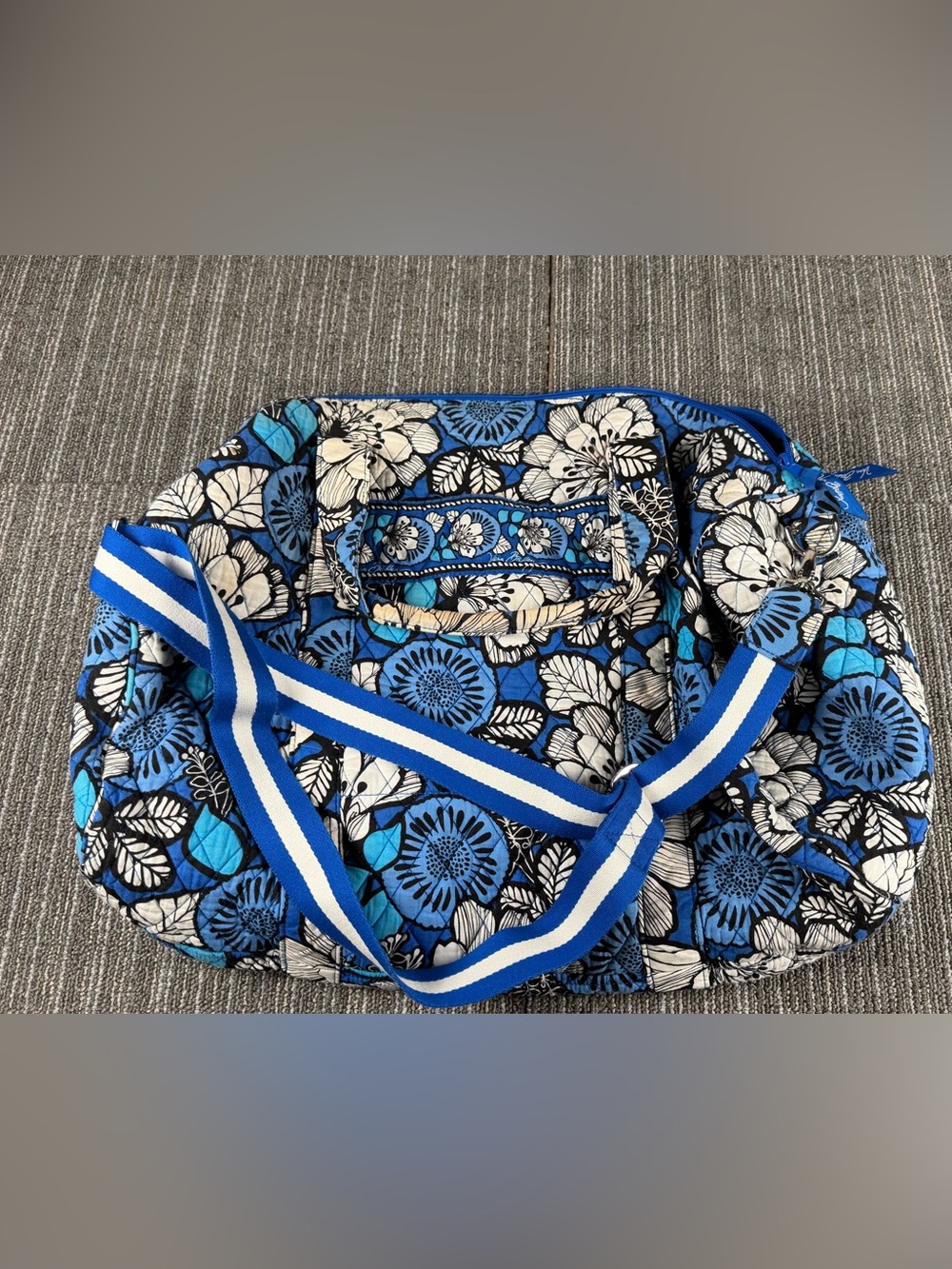Vera Bradley Quilted Large Duffel Travel Bag- retired "Blue Bayou” Pattern